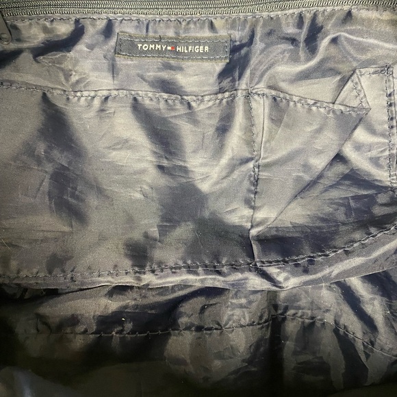 Tommy Hilfiger Blue and Red Duffel Bag with Signature Design - Picture 10 of 16